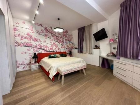 Tirane, shitet apartament 2+1 Kati 8, 152 m² 425.000 Euro (Rruga Sulejman Delvina)