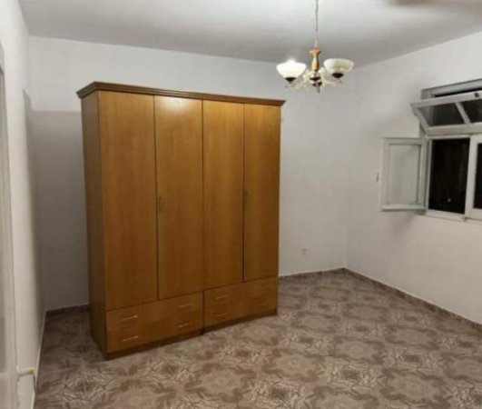 Tirane, jepet me qera 74 m² 30.000 Leke (Brryli)