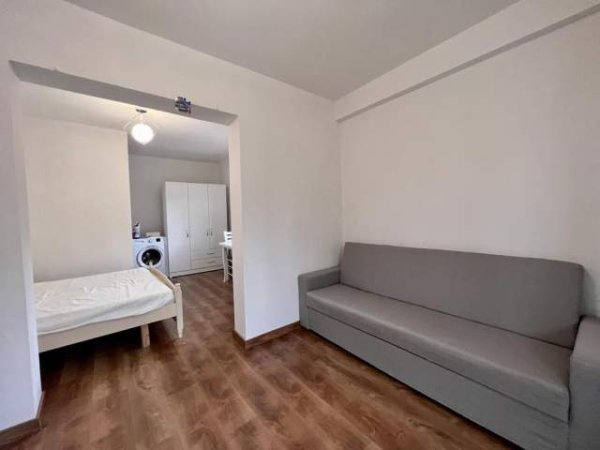 Tirane, jepet me qera apartament Kati 1, 32 m² 300 Euro (Dritan hoxha)