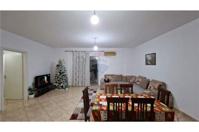 Vlore, shes apartament 2+1+BLK 104 m² 1.400 Euro/m2 (Prane Bulevardit Ismail Qemali)