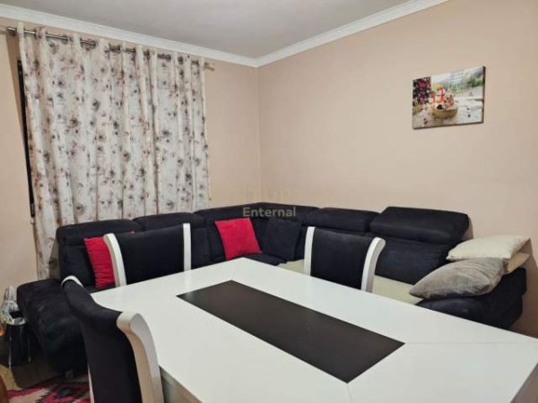 Tirane, shitet apartament 1+1 Kati 3, 59 m² 83.000 Euro (Rruga Ndre Mjeda)
