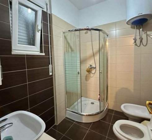 Tirane, jepet me qera apartament 2+1+BLK Kati 3, 88 m² 350 Euro (Rruga e Thesarit)