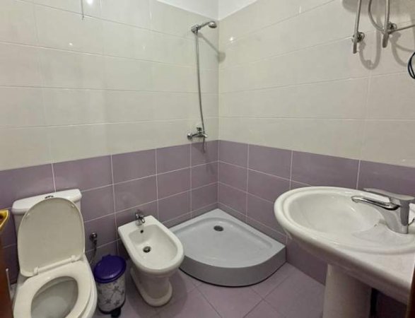 Tirane, jepet me qera apartament 2+1+BLK Kati 3, 88 m² 350 Euro (Rruga e Thesarit)