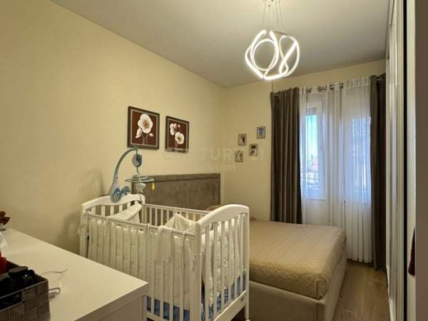 Tirane, shitet apartament 1+1+A Kati 5, 65 m² 147.000 Euro (Marko Bocari)