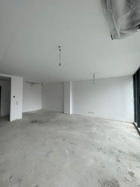 Tirane, shitet apartament 2+1+BLK Kati 10, 126.48 m² 340.000 Euro (Lake View Residence)