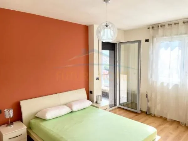 Tirane, jepet me qera apartament 1+1 Kati 7, 66 m² 400 Euro (Xhanfize Keko)
