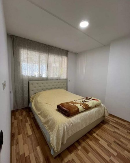 Tirane, jepet me qera apartament 3+1, Kati 8, 115 m² 600 Euro (Astir)
