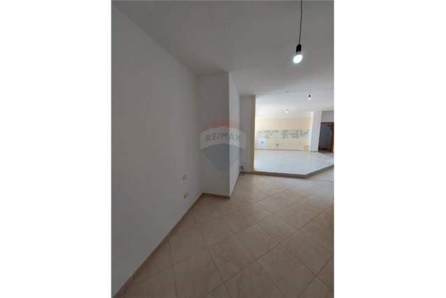 Tirane, shitet apartament Kati 9, 136 m² 198.000 Euro (21 dhjetori)