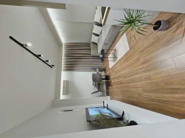 Tirane, jepet me qera apartament 1+1+BLK Kati 2, 45 m² 50 Euro (Rruga Sulejman Pasha)