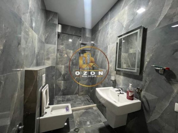 Tirane, shitet apartament 2+1 Kati 4, 116 m² 160.000 Euro (5 MAJI)