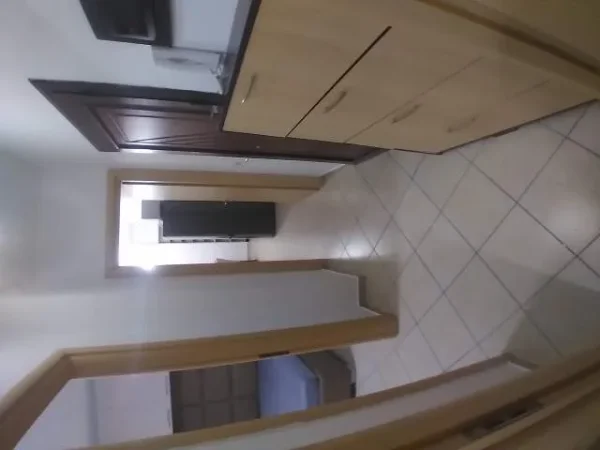 Tirane, jepet me qera apartament Kati 2, 64 m² 350 Euro (janosh huniadi)