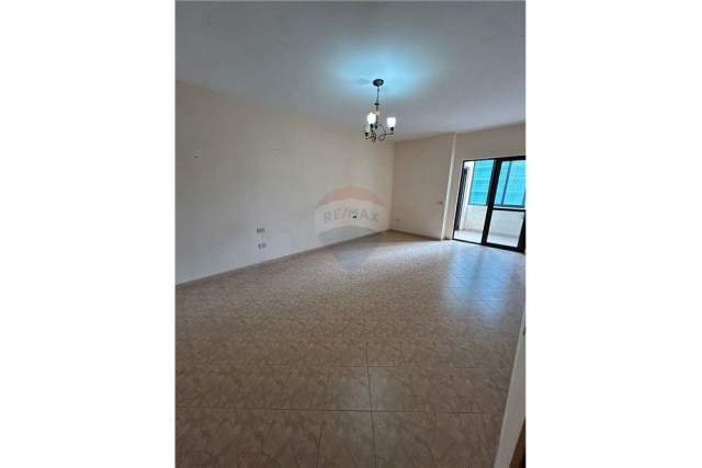 Tirane, shes apartament 2+1+BLK Kati 4, 118 m² 178.000 Euro (rruga riza cerova-shkolla kuqe)
