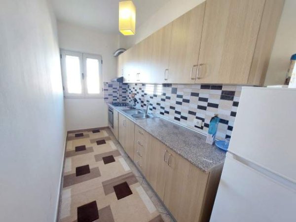 !!!  Dhene  !!!   Durres, jap me qera 3+1+A+BLK Kati 11, 112 m² 400 Euro (Prane Muzeumit (ish Gelqerja))