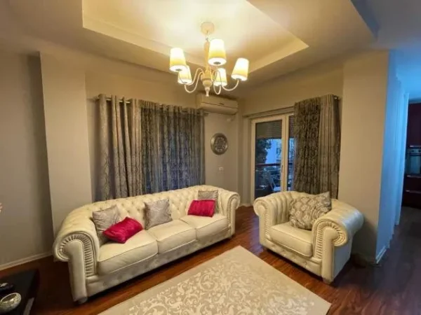 Tirane, jepet me qera apartament 2+1+BLK Kati 2, 100 m² 550 Euro (RRUGA LIQENI THATE)