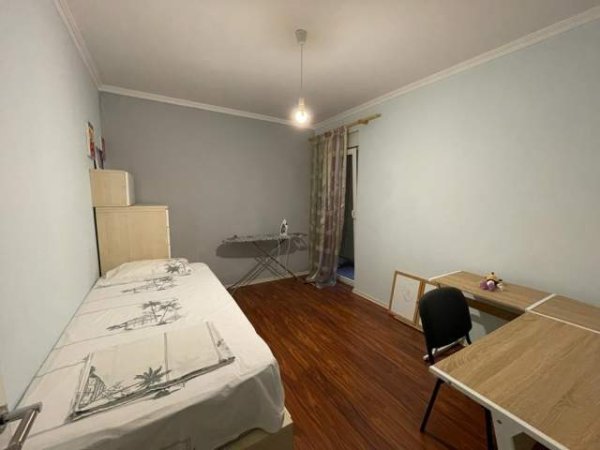 Tirane, jepet me qera apartament 2+1+BLK Kati 2, 100 m² 550 Euro (RRUGA LIQENI THATE)