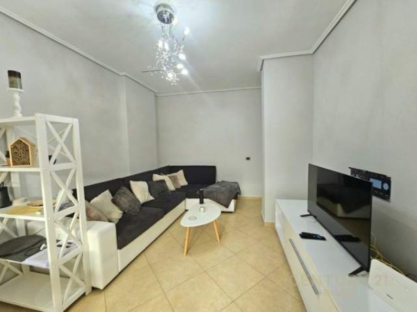 Tirane, jepet me qera apartament 2+1+BLK Kati 2, 80 m² 600 Euro (Fortuzi)