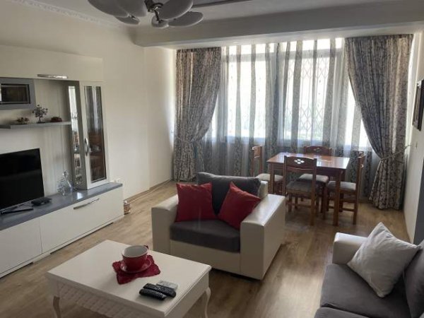 Jepet me qera apartament 2+1 Kati 1, 100 m² 50 Euro (Iliria, Plazh Durres)