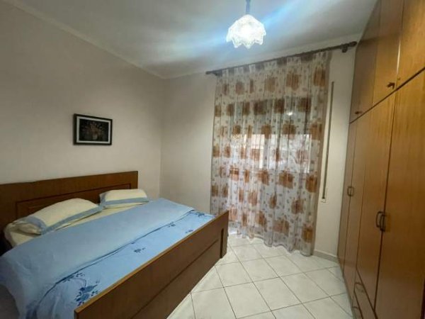 Jepet me qera apartament 2+1+BLK Kati 1, 65 m² 30 Euro (Iliria durres plazh)