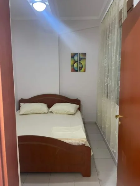 Jepet me qera apartament 2+1+BLK Kati 1, 65 m² 30 Euro (Iliria durres plazh)