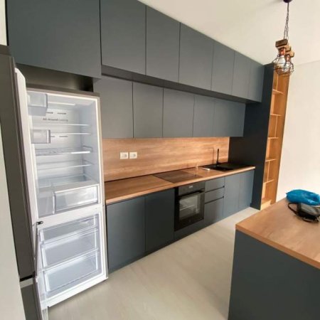 Tirane, jepet me qera apartament Kati 6, 102 m² 350 Euro (Rruga e Kavajes)