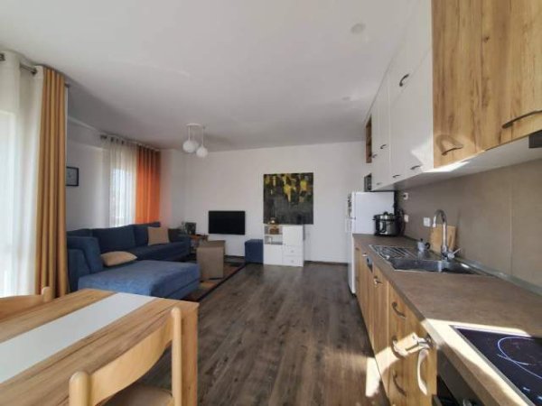 Tirane, jepet me qera apartament 2+1 Kati 8, 90 m²   500€