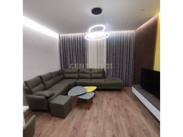 Tirane, jepet me qera apartament 1+1+BLK Kati 2, 67 m² 500 Euro (astir)