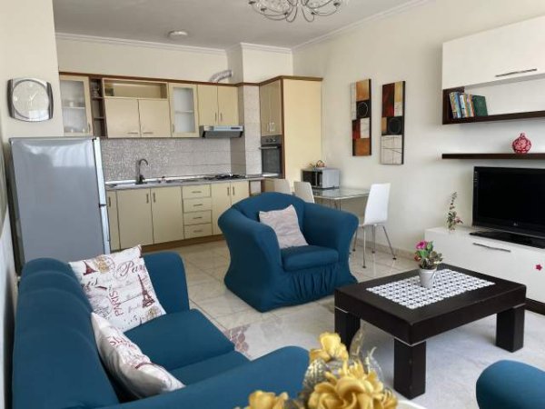 Tirane, jepet me qera apartament 1+1+BLK Kati 7, 68 m² 27.000 Euro