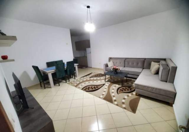 Tirane, jap me qera apartament 2+1+BLK Kati 7, 110 m² 320 Euro (RRUGA SOKRAT MIHO. ASTIR)