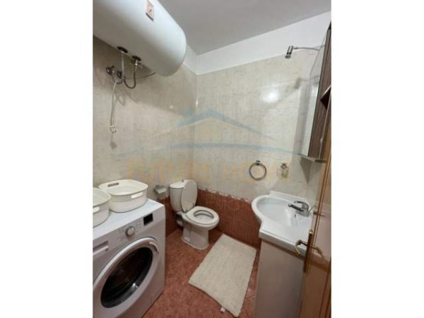 Tirane, jepet me qera apartament 1+1+BLK Kati 3, 105 m² 500 Euro (Cerciz Topulli)