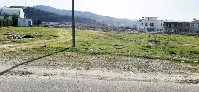 Tirane, shes toke 8.000 m² 400.000 Euro