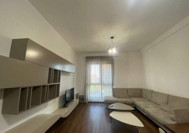 Tirane, jap me qera apartament 1+1+BLK Kati 5, 70 m² 500 Euro (21 DHJETORI SQUARE 21)