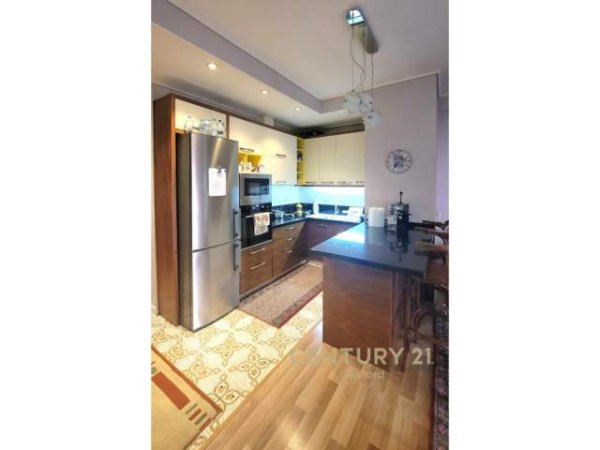 KOMPLEKSI DELIJORGJI- SHITET APARTAMENT 2+1+ POST PARKI,  Kati 3, 98 m² 250.000 Euro