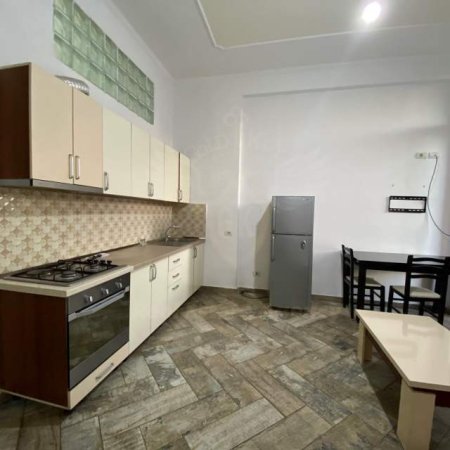 Durres, jepet me qera apartament 1+1 Kati 2, 60 m² 210 Euro