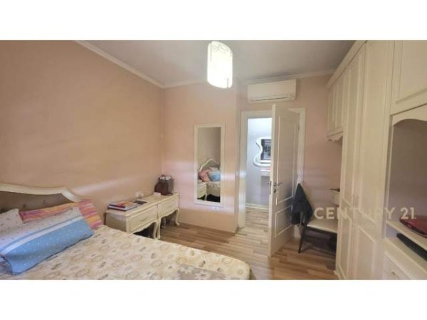 KOMPLEKSI DELIJORGJI- SHITET APARTAMENT 2+1+ POST PARKI,  Kati 3, 98 m² 250.000 Euro