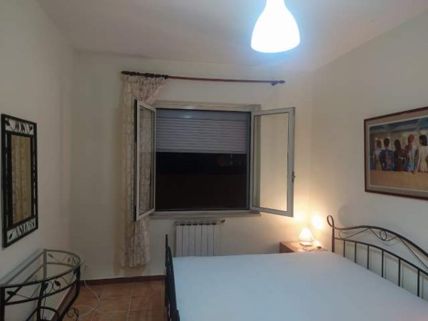 Tirane, jepet me qera apartament 3+1+BLK Kati 4, 100 m² 420 Euro (Rruga ylbere Bylykbashi)