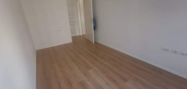Tirane, jepet me qera apartament Kati 5, 93 m² 400 Euro