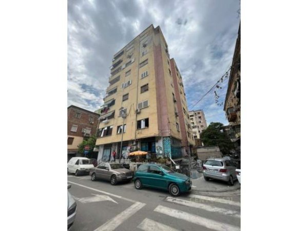 Tirane, shes apartament 2+1 ne BLLOK, Kati 4, 124 m² 235.000 Euro (Bllok)