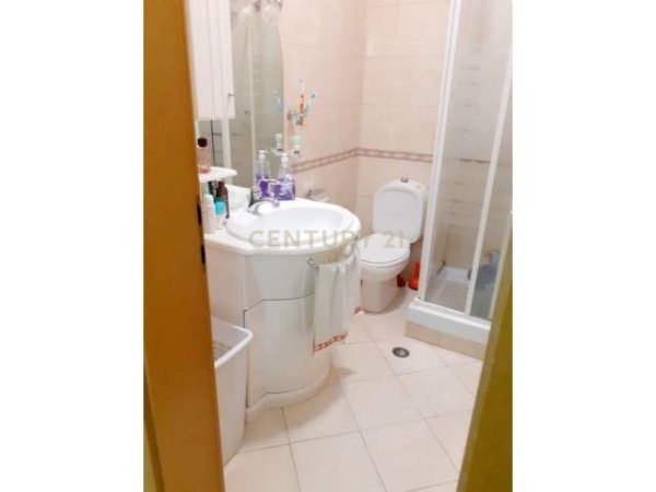 Tirane, jepet me qera apartament 2+1+A+BLK Kati 0, 110 m² 800 Euro (Ish Blloku)