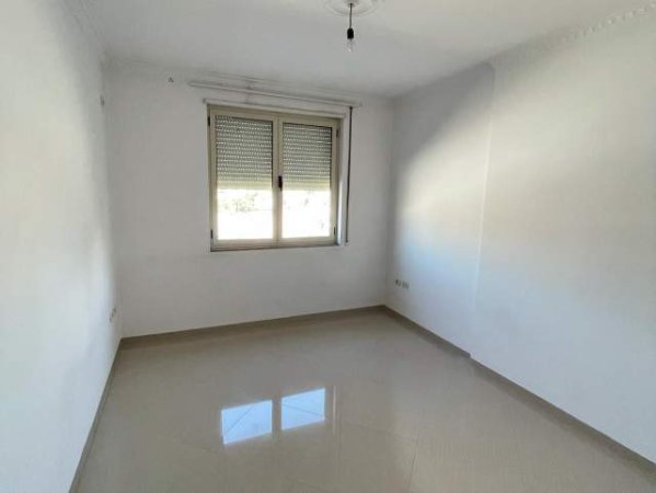 Shqiperi, jepet me qera apartament Kati 3, 280 Euro (teodor keko)