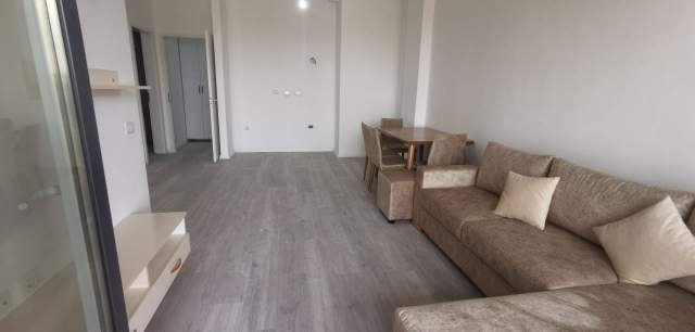 Tirane, jepet me qera apartament 1+1 Kati 9, 60 m² 400 Euro (Frosina Plaku)
