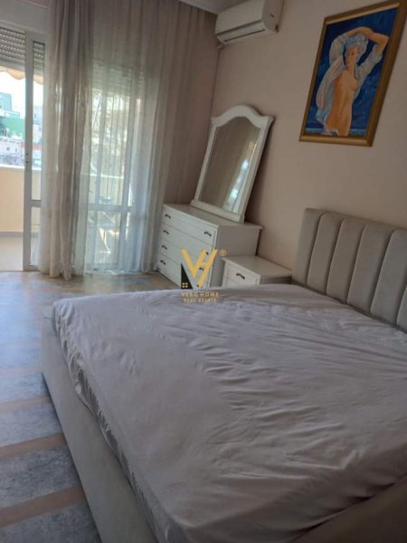 Tirane, shitet apartament 2+1 Kati 4, 117 m² 350.000 Euro (BLLOKU)