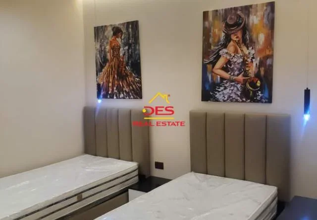 Vlore, jepet me qera apartament 2+1+BLK Kati 9, 100 m² 500 Euro (Prane Stadiumit)