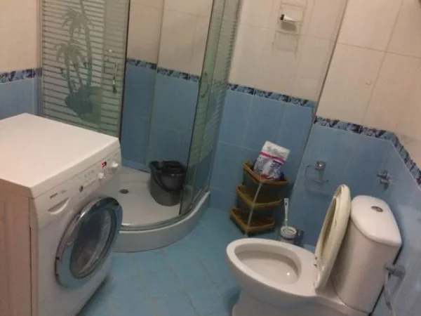 Tirane, jepet me qera apartament 85 m² 400 Euro (Kodra e Diellit)