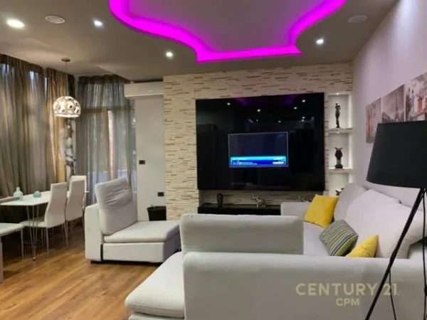 Tirane, jepet me qera 1+1+A+BLK Kati 2, 75 m² 700 Euro (Rruga Fortuzi)