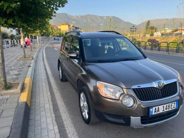 Tirane, shes xhip Skoda Yeti Viti 2012, 6.800 Euro