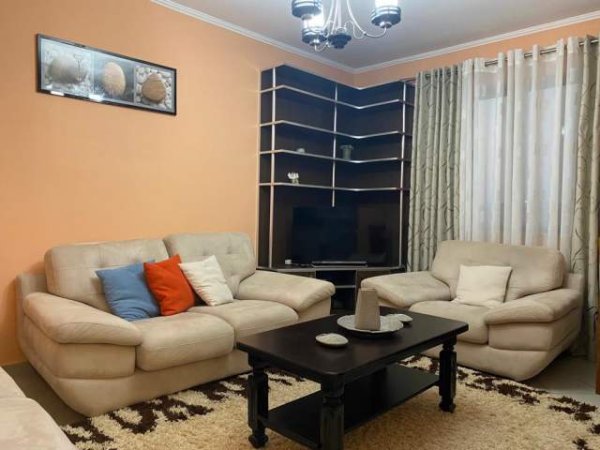 Tirane, ofert apartament 2+1+BLK Kati 3, 105 m² 350 Euro (Shkolla Bashkuar)