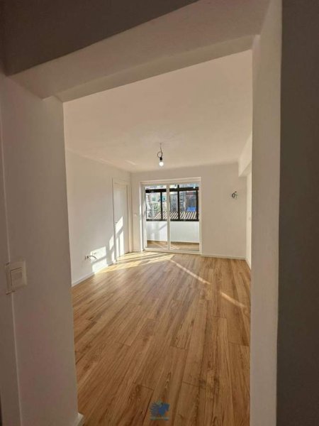 Tirane, shitet apartament Kati 4, 62 m² 88.000 Euro (Oxhaku)