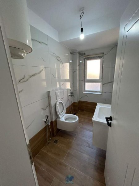 Tirane, shitet apartament Kati 4, 62 m² 88.000 Euro (Oxhaku)