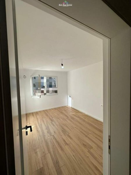 Tirane, shes apartament 2+1 Kati 4, 62 m² 88.000 Euro (Oxhaku)