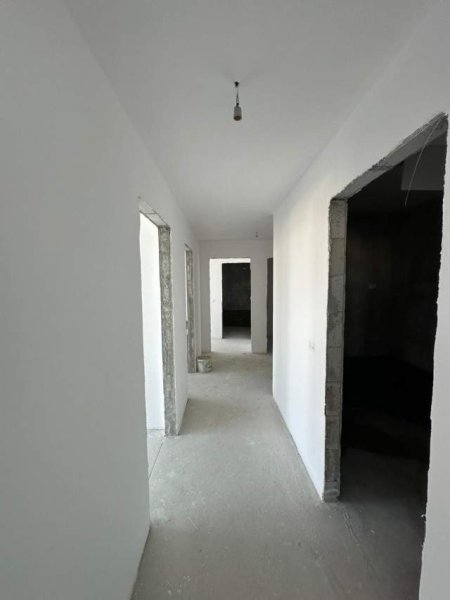 Tirane, shitet apartament 3+1+A+BLK Kati 4, 188 m² 430.000 Euro (Liqeni Artificial)